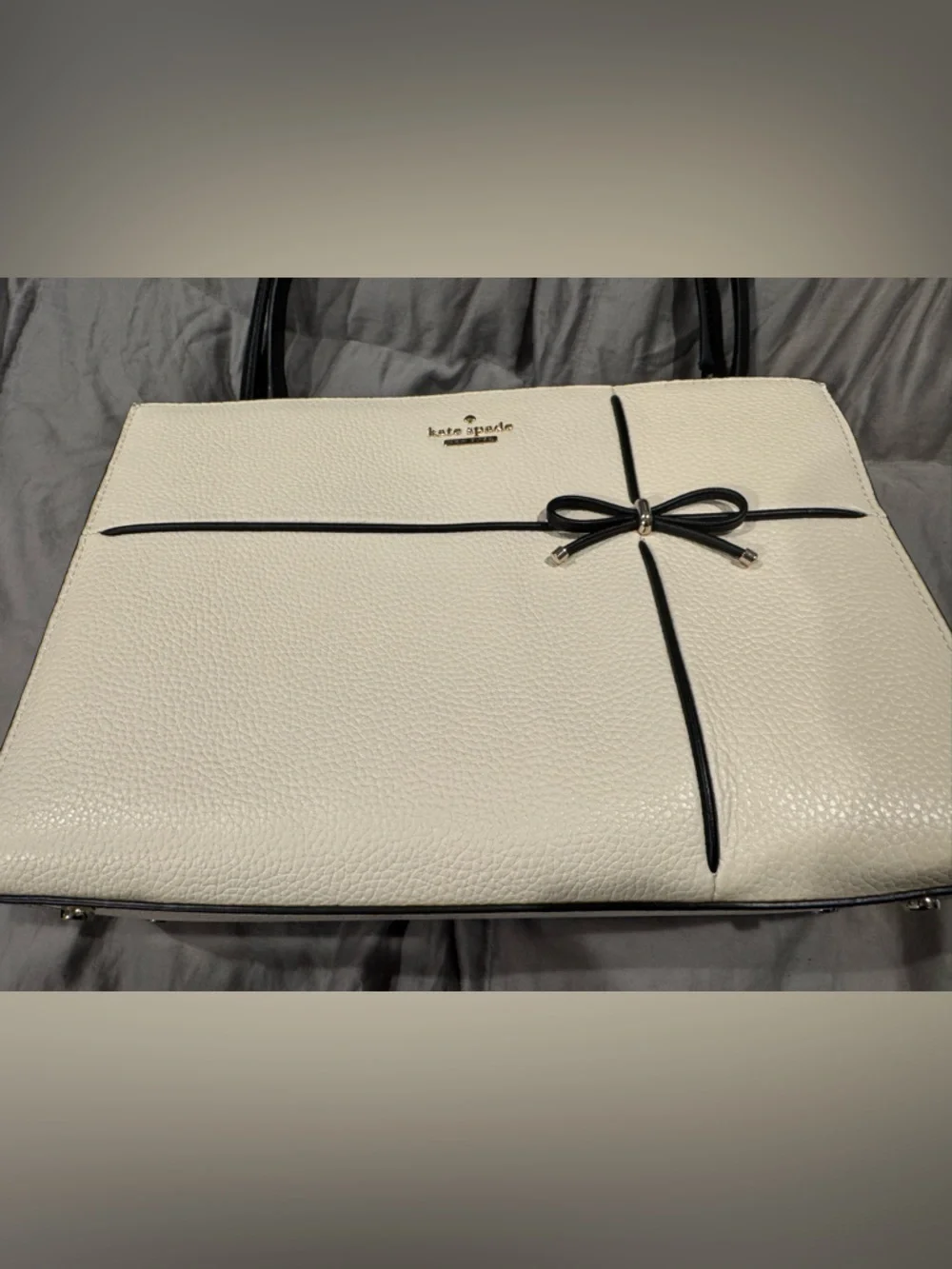 NWOT Kate Spade Cherry Street Phoebe Small Cream & Black NWOT *NEVER USED*
